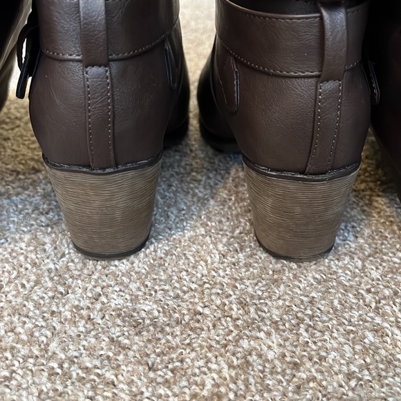 Journee Collection Tall Brown Boots - Picture 8 of 9